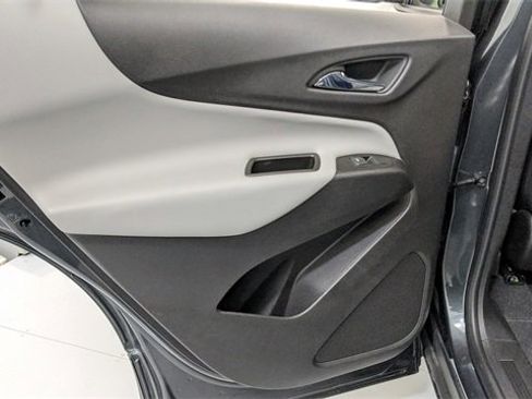 Certified 2019 Chevrolet Equinox LS w/ LS Convenience Package image 56
