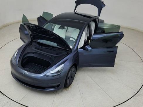 Used 2023 Tesla Model 3 Standard Range image 81