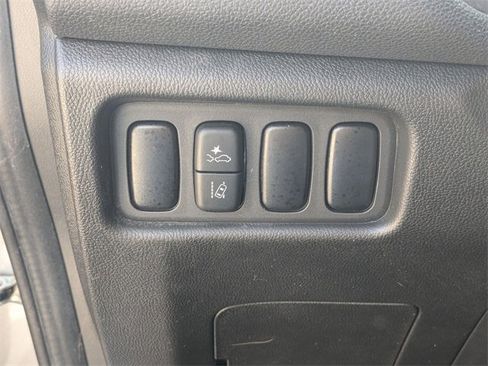 Used 2024 Mitsubishi Outlander Sport ES image 16