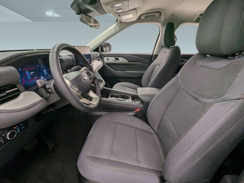 New 2026 Ford Explorer Active image 4