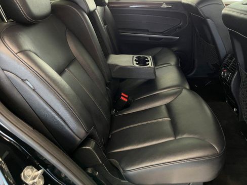 Used 2012 Mercedes-Benz GL 450 4MATIC image 35