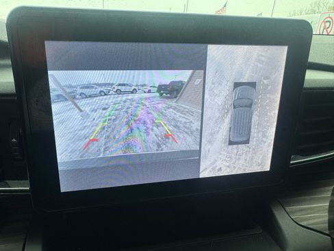 Used 2020 Ford Explorer Limited w/ Class III Trailer Tow Package image 23