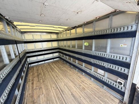 Used 2021 Chevrolet Express 3500 RWD image 11