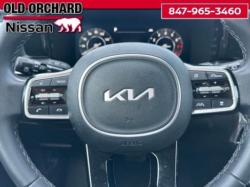 Used 2023 Kia Sorento SX AWD/4WD image 22