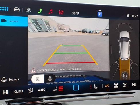 New 2026 Volkswagen Tiguan SE image 17