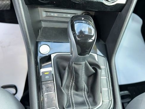 Used 2024 Volkswagen Taos S image 20