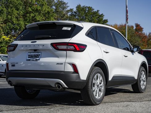 New 2026 Ford Escape Active w/ Cold Weather Package image 5