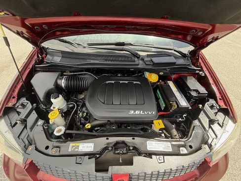 Used 2017 Dodge Grand Caravan GT FWD image 4