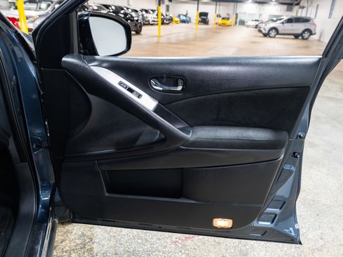 Used 2014 Nissan Murano SV w/ Value Package image 34