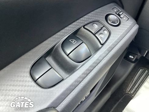 Used 2024 Nissan Altima 2.5 SV w/ SV Premium Package FWD image 22