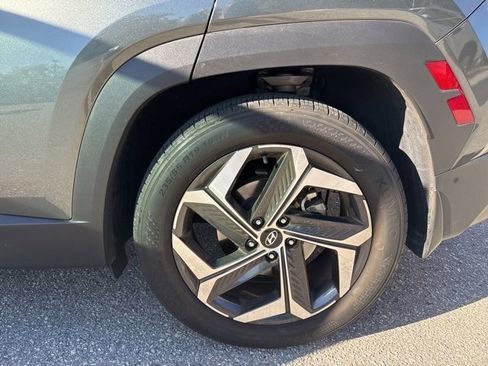 Used 2022 Hyundai Tucson Limited image 15