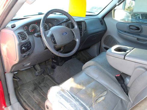 Used 2003 Ford F150 Lariat image 9
