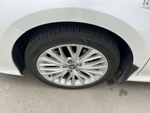 Certified 2020 Toyota Camry XLE w/ Four Season Floor Mat Package FWD image 12