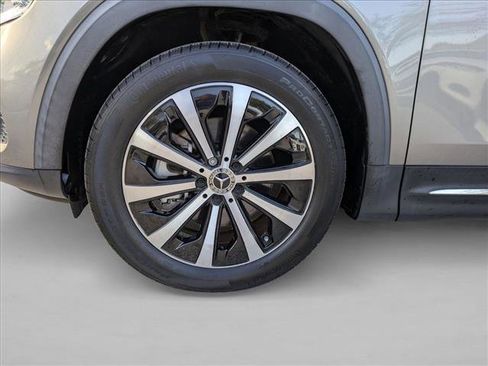 Certified 2022 Mercedes-Benz GLB 250 4MATIC image 23