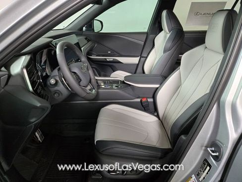 New 2026 Lexus TX 500h AWD image 10