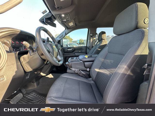 Used 2024 Chevrolet Silverado 2500 Custom w/ Custom Value Package AWD/4WD image 27
