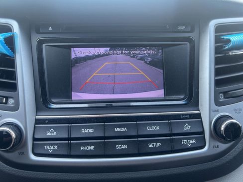 Used 2016 Hyundai Tucson SE w/ Option Group 02 image 17