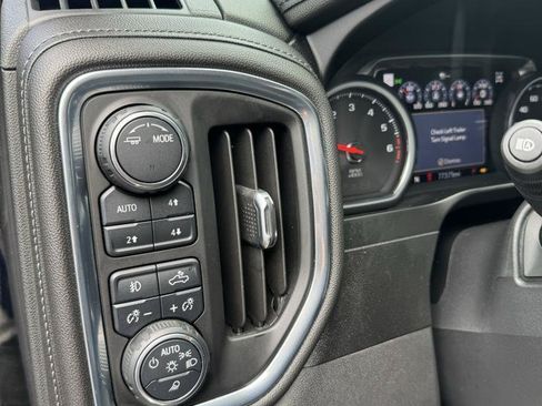 Used 2020 Chevrolet Silverado 1500 High Country AWD/4WD image 16