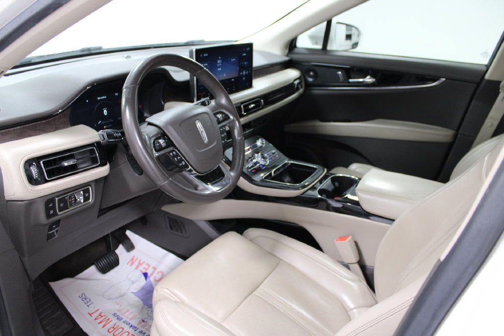 Used 2023 Lincoln Nautilus Reserve w/ Equipment Group 201A FWD image 14