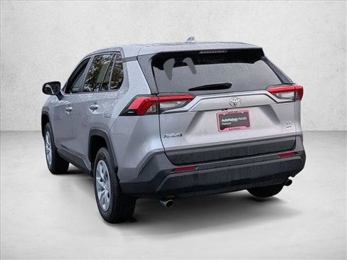 Used 2024 Toyota RAV4 LE image 8