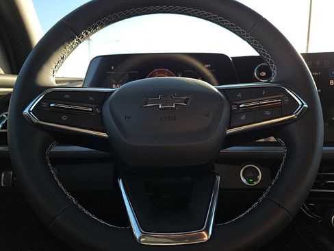 New 2026 Chevrolet Traverse LT image 19