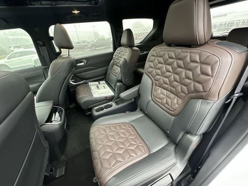 New 2026 Nissan Armada Platinum Reserve AWD/4WD image 25