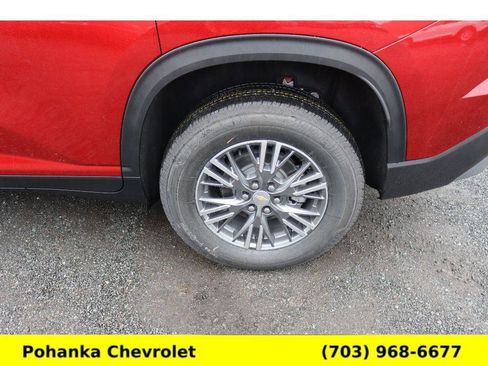 New 2026 Chevrolet Traverse LT w/ Driver Confidence Package image 32