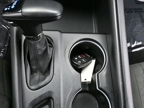 Used 2024 Dodge Durango GT image 15