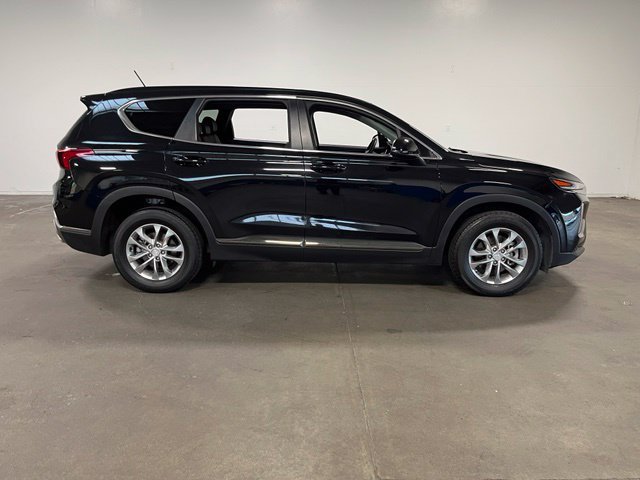 Used 2019 Hyundai Santa Fe SE AWD/4WD image 2