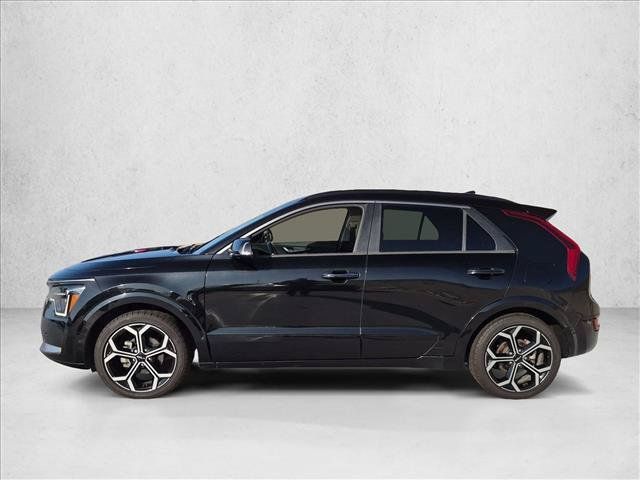 Used 2023 Kia Niro SX Touring FWD image 8