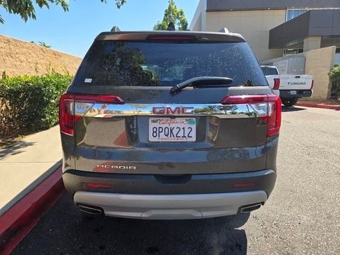 Used 2020 GMC Acadia SLT image 9