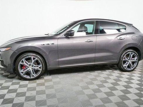 Certified 2023 Maserati Levante GT AWD/4WD image 33