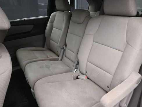 Used 2016 Honda Odyssey SE image 10