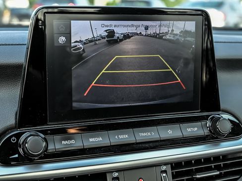 Used 2023 Kia Forte LXS w/ LXS Technology Package FWD image 20