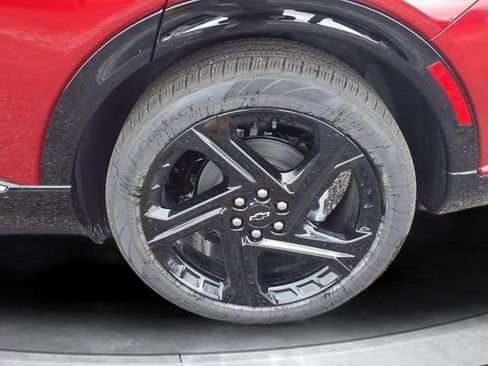 New 2026 Chevrolet Equinox EV RS image 16