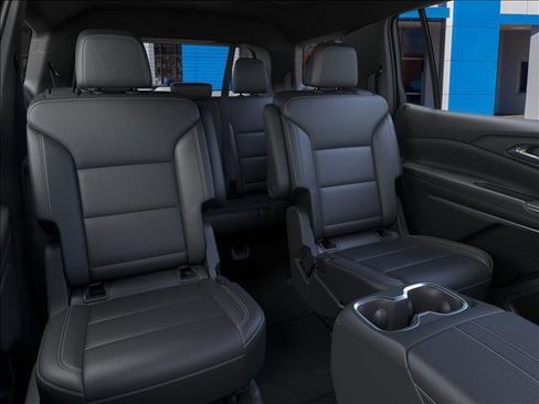 New 2026 Chevrolet Traverse LT w/ Midnight/Sport Edition FWD image 17