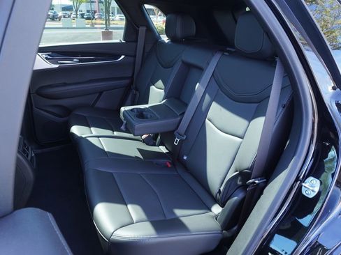 New 2025 Cadillac XT5 Premium Luxury image 9