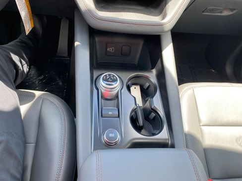 New 2026 Ford Explorer Active w/ Active Comfort Package AWD/4WD image 38