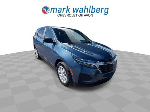 Certified 2024 Chevrolet Equinox LS w/ LS Convenience Package image 2