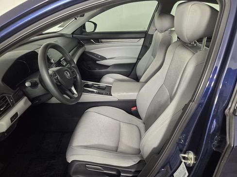 Used 2018 Honda Accord LX image 8