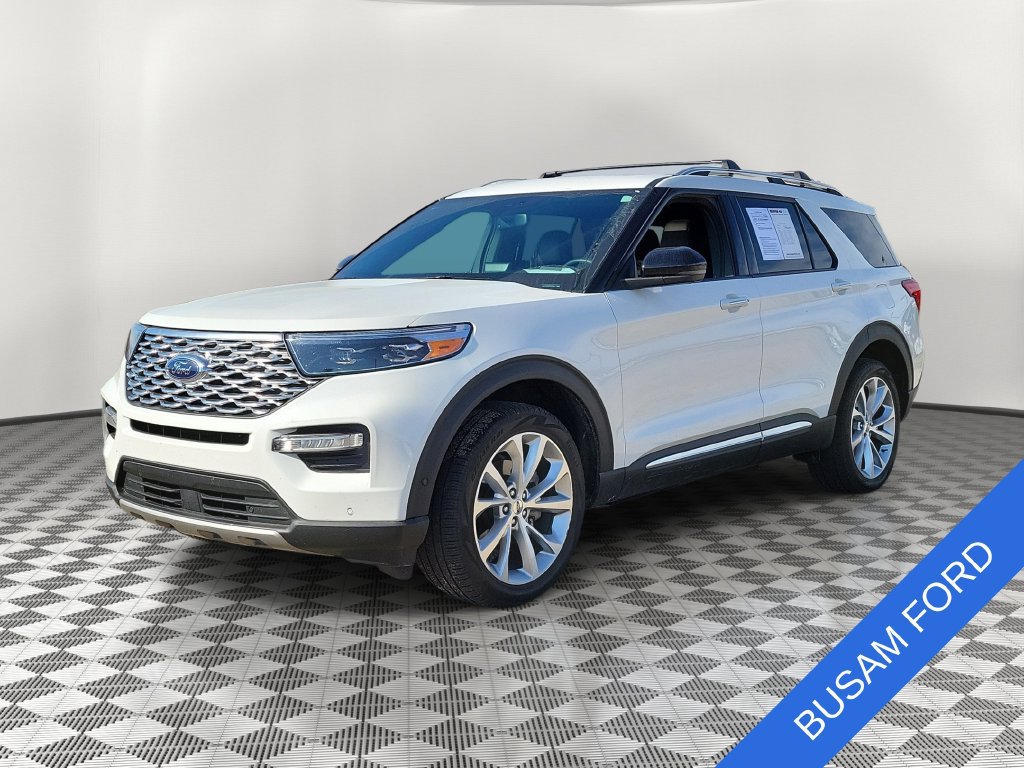 Used 2023 Ford Explorer Platinum w/ Technology Package AWD/4WD image 2