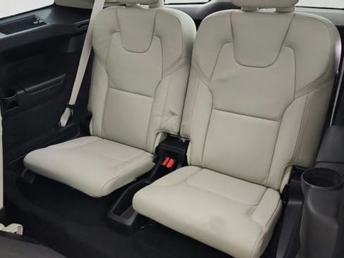 Used 2024 Volvo XC90 B6 Ultimate w/ Lounge Package AWD/4WD image 23