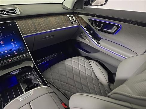 Certified 2022 Mercedes-Benz S 500 4MATIC image 24