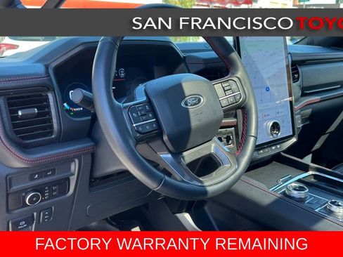 Used 2024 Ford Expedition Limited image 13