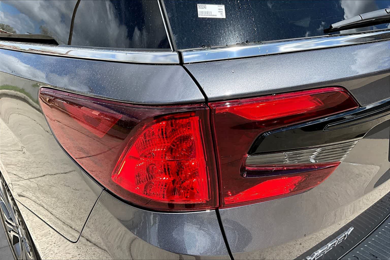 New 2026 Honda Odyssey Touring image 14