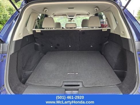 Used 2023 Nissan Rogue SV FWD image 16