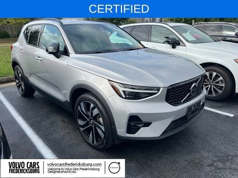 Certified 2023 Volvo XC40 B5 Ultimate w/ Protection Package Premier AWD/4WD image 1