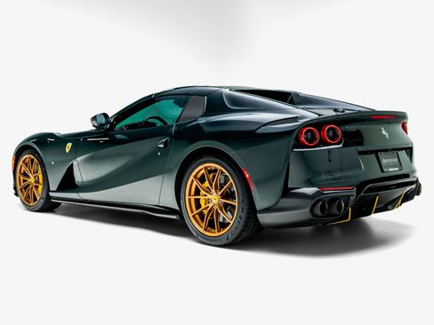Used 2023 Ferrari 812 GTS RWD image 5