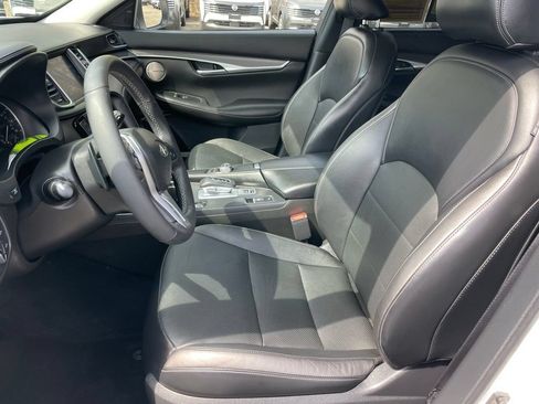 Used 2023 INFINITI QX50 Luxe AWD/4WD image 7