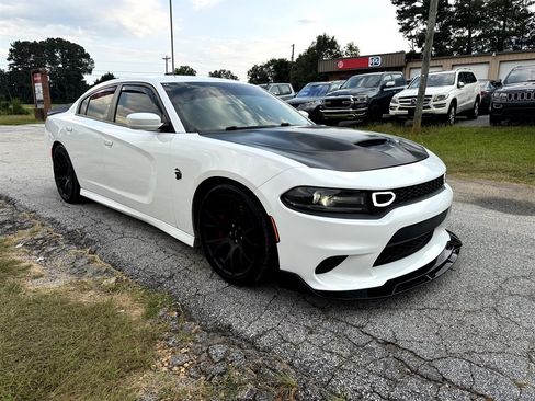 Used 2016 Dodge Charger SRT Hellcat w/ Harman/Kardon Audio Group image 9